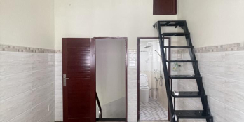 Hiếm bán - sát mt Bến Vân Đồn - 3 tầng BTCT - chỉ 3,3 tỷ