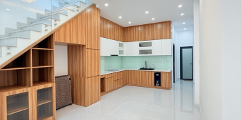 BÁN NHÀ MẶT TIỀN KINH DOANH ĐÔNG HƯNG THUẬN, 95m2 2 Tầng Mới Đẹp, Giáp TB, TP