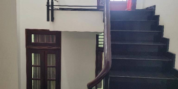 Nhà nở hậu, 66m2, xây lệch 5 tầng, sân thượng, thoáng mát. nhà còn mới đẹp @