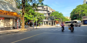 BÁN NHÀ VŨ PHẠM HÀM 70M2        KINH DOANH - THANG MÁY - NHÀ MỚI