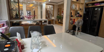 DIỆN TÍCH RỘNG 133M² - MẶT TIỀN KHỦNG 7M - 10m RA PHỐ, 2 Ô TÔ TRÁNH... CẦU GIẤY