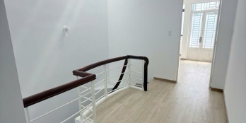 ngang 3.8m, 52m2, 4pn. Hxh gần mặt tiền đường, nhà mới vào ở liền. @