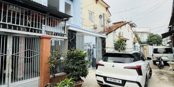 Bán nhà Mặt tiền ĐHT 40 - TRƯỜNG CHINH – 88m2 ( 4 x 22 ) – 4PN - khu Bàn Cờ