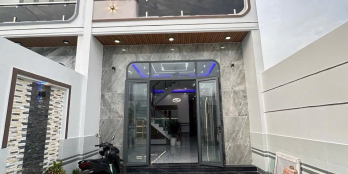 Bán nhà mặt tiền nhựa Hoa vàng 5x23m có 3PN ở buôn bán được giá 3T250