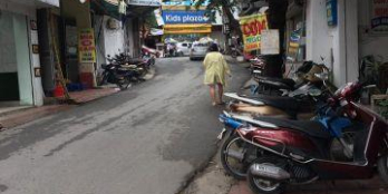 Cho thuê nhà phố Đê La Thành làm văn phòng ,spa ,tiệm tóc ,giặt là, phòng khám ,hiệu thuốc ,quán cơm ,cháo.. giá 20tr/tháng