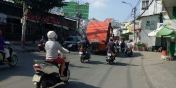 Cho Thuê Nhà mặt tiền Lê Quang Định sảnh để suốt tiện kinh doanh, nhà đẹp 1 trệt 1 lầu  Diện tích: 7*37m sảnh để suốt thuận tiện kinh doanh Kết cấu: nhà mới xây