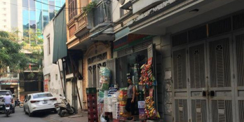 Cho thuê nhà Hoàng Quốc Việt 60m2x3t, 25tr/1thang