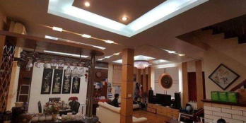 * cho thuê nhà tại Trung Kính, Cầu Giấy, dt 56m2, 4 tầng, 2 mt 7,5m