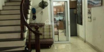 Cho thuê nhà phố Nguyễn Phong Sắc làm văn phòng, shop thời trang ,salon tóc ,cửa hàng phụ kiện ,thực phẩm sạch ,cafe trà sữa