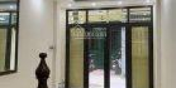 Cho thuê nhà mặt phố Văn Miếu, Đống Đa, 30m2x3t, 25tr/1 tháng