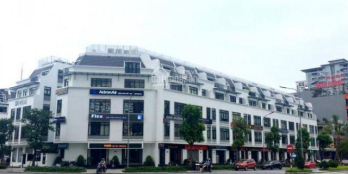 Cần cho thuê nhà 6 tầng, mặt đường tại Hạ Long, 990m2, 200tr/tháng –có thương lượng