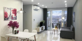 Căn hộ mặt đường full đồ, trung tâm thành phố Hạ Long, 8 triệu/tháng