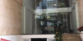 Cho thuê tòa nhà văn phòng mặt đường Hồng Hà, Hoàn Kiếm thích hợp làm khách sạn, văn phòng, spa....