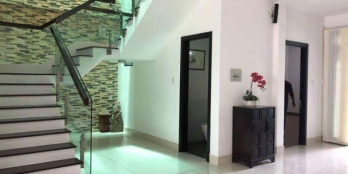 Cho thuê villa tiện ở làm văn phòng có thang máy đường Giang Văn Minh quận 2