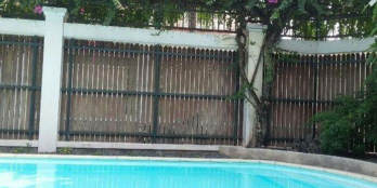 Cho thuê biệt thự sân vườn hồ bơi Thảo Điền, 2 lầu 5PN, hướng Nam giá 75tr. LH 0909246874