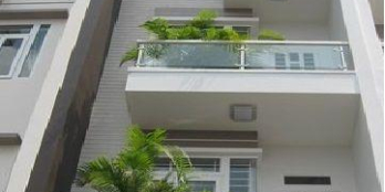 Cho thuê nhà mới đường Hoàng Hữu Nam, 5 x25, 3 lầu, sân rộng