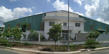 Cho thuê nhà xưởng trong khuôn viên 8.500m2, KCN Lê Minh Xuân 3 - đường Tỉnh Lộ 10.