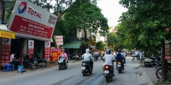 Cho thuê nhà phố XUÂN DIỆU làm văn phòng ,trung tâm đào tạo ,spa, nhà hàng ,cafe,..giá 70tr/tháng