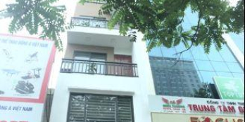 Cho thuê nhà Khuất Duy Tiến dt 60m2x4t. Gía 20tr/tháng