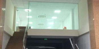 Cho thuê tầng 2+3 trong tòa 7 tầng mặt phố Tô Vĩnh Diện