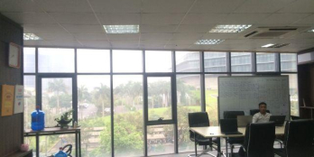 Chính chủ Cần Cho thuê văn phòng  CỰC ĐẸP giá sinh lời cao DT 130m MT 12m view cực đẹp