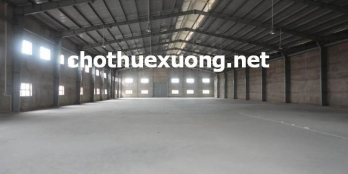Cho thuê gấp nhà xưởng tại Phú Diễn Từ Liêm Hà Nội DT 2015m2 giá rẻ