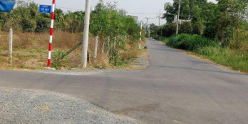 Cho thuê văn phòng mặt phố Mê Trì, mặt tiền 12m diện tích 120m, giá rẻ