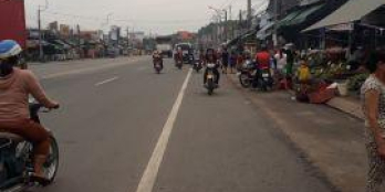 DO CẦN TIỀN TRẢ NỢ NÊN E CẦN BÁN GẤP 1 LÔ GIÁ HẠT RẺ 450TR ,100%