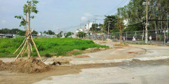 Bán gấp lô đất đường Trục 30, P13, Bình Thạnh