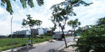 SANG GẤP LÔ ĐẤT MT ĐƯỜNG TRƯỜNG SA, DỄ KINH DOANH, SỔ HỒNG RIÊNG, THỔ CƯ 100%.