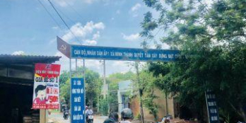 ngã tư đồng hưu 180m2,{6x30}m sổ hồng riêng ,thổ cư 100m