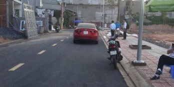 còn 2 lô cần bán gấp trong tuần đất nằm ở đường nguyễn thị tươi tân bình dĩ an