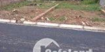 Gần trường học các cấp,bệnh viện, khu tổ hợp thể thao,mua sắm, vui chơi giải trí.  Cách quốc lộ 5 chỉ vài trăm mét, chỉ mất 5 phút để tới cầu Thanh Trì, 5 phút