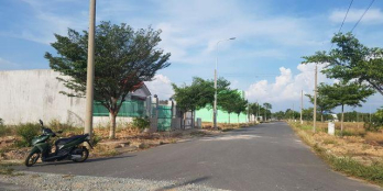 Nhượng 2 Nền đất 5x20m, 7x20m, MT Tỉnh Lộ 10, SHR GIÁ CHỈ 890Tr/Nền