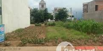 Do thiếu nợ bán gấp  đất nằm ngay tại mặt tiền Hưng Long giá 1y2 . Diện tích 87m2