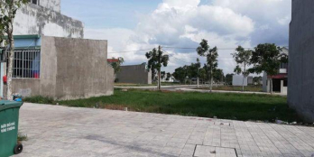 Cần sang lại nền đất góc 15m x 26m, 2 mặt tiền, Trần Văn Giàu, sổ hồng riêng