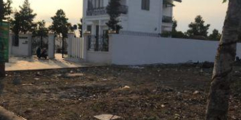 Cần bán 3 nền liền kề DT 300m2 đường Tỉnh lộ 10, SHR. Giá 890tr/nền