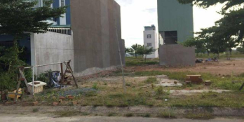 VỢ CHỒNG TÔI KẸT TIỀN BÁN GẤP 2 LÔ ĐẤT, DT 5X26M=130M2, GIÁ CHỈ 1TY100TR/NỀN