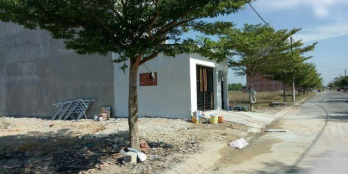 Bán 2 lô liền kề 5x23m thổ cư 100%, sổ riêng từng lô, công chứng ngay, đường Nguyễn Thị Lắng