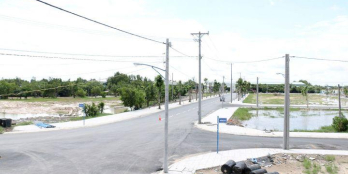 vợ chồng tui li hôn nên muốn bán gấp miếng đất 100m2/659tr ngay mặt tiền đường 36m kết nối tphcm.