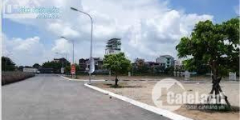 Con đi du học cần bán gấp lô đất biển Xuân Thiều Đà Nẵng,đường lớn, thích hợp kinh doanh,cho thuê