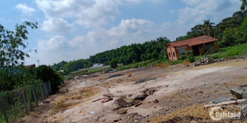 ĐẤT NỀN GẦN SÂN BAY CHỈ 600TR. PHÁP LÝ RÕ RÀNG. LIÊN HỆ: 0988064517