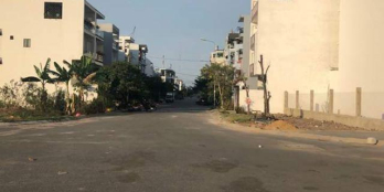 Cần bán gấp lô đất mặt tiền đường quận 12