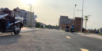 Bán đất 4.3x19.8m, thạnh xuân 24, có nhà nát trên đất, hẻm xe hơi, 2.5 tỷ TL