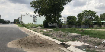 Chính chủ bán miếng đất 2 mặt tiền An Phú Đông, Q.12, Giá 4 tỷ. LH:0988775671