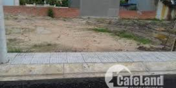 Cần bán gấp 2 lô đất MT Đỗ Xuân Hợp, Quận 2. Giá: 1.4tỷ/100m2. SHR. LH: 0376990321 Danh