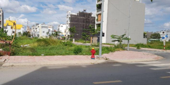 Đất đối diện VinCity ngay mặt tiền Nguyễn Xiển, dân cư hiện hữu, sổ riêng