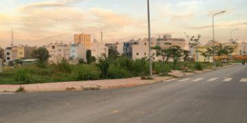 Cần bán gấp đất MT Nguyễn Xiển, dân cư hiện hữu, sổ riêng, 100% thổ cư