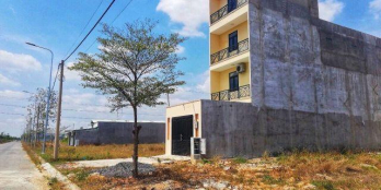 NGÂN HÀNG VIB HỖ TRỢ THANH LÝ 20 LÔ ĐẤT NỀ KDC VÀ 3 DÃY PHÒNG TRỌ. SHR . NGÀY 5/5/2019