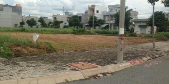 Bán lô đất hẻm 38 đường 8, Linh Xuân, Thủ Đức, DT 5x20, giá 1.3-1.8 tỷ, SHR,Lh:0938434286 Tiến